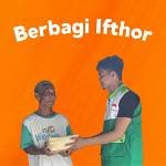 Berbagi Takjil dan Buka Puasa